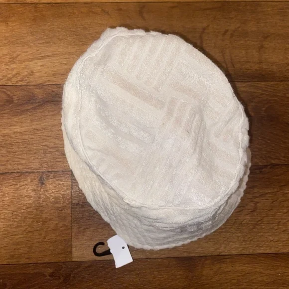 COLORFUL BUCKET HATS (TELL ME WHICH COLOR YOU WANT) - Picture 7 of 12